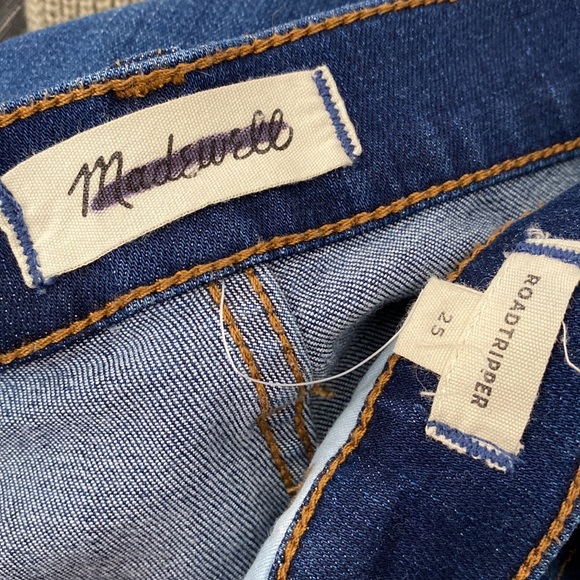 Madewell Roadtripper Skinny Jeans - Picture 9 of 9